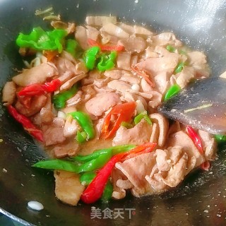 双椒溜猪肝的做法步骤：16