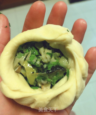 韭菜野笋香菇豆干包的做法步骤：10