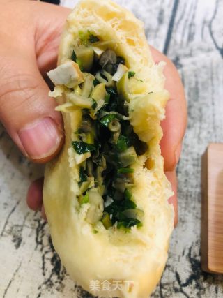 韭菜野笋香菇豆干包的做法步骤：16