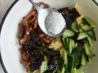 黄瓜拌腐竹的做法步骤：16
