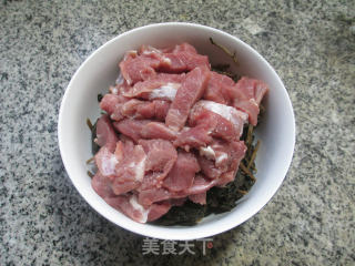 梅干菜蒸里脊肉的做法步骤：5