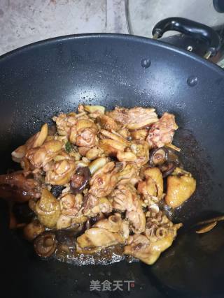 黄焖鸡腿的做法步骤：6