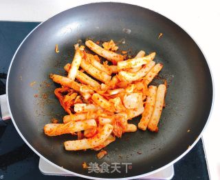辣白菜炒年糕的做法步骤：5