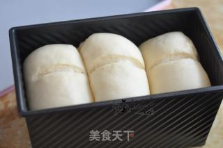 酸奶椰蓉土司的做法步骤：8