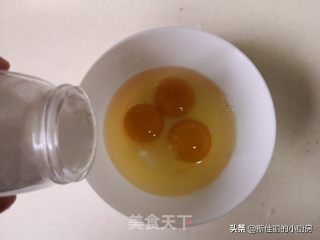 芦笋鸡蛋虾仁的做法步骤：4