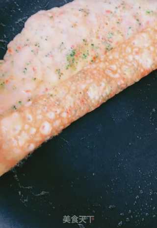 不要再说孩子不爱吃鸡蛋和蔬菜，这样做五珍粉早餐饼，保证孩子抢着吃！的做法步骤：5