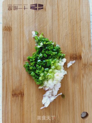猪肉大葱饺子的做法步骤：12