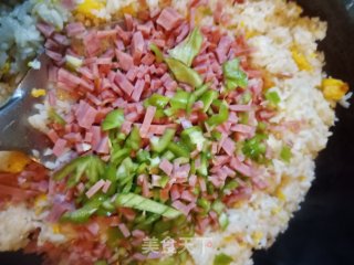 培根蛋炒饭的做法步骤：6
