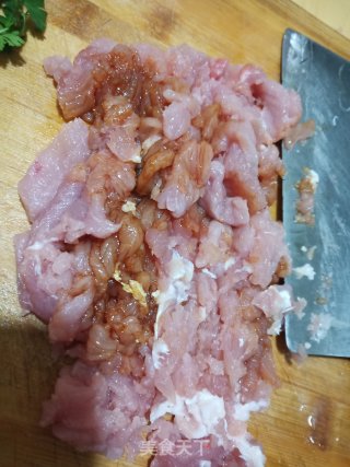 香菇猪肉馅饺子的做法步骤：3
