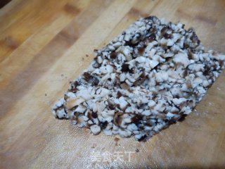 香菇猪肉馅饺子的做法步骤：6