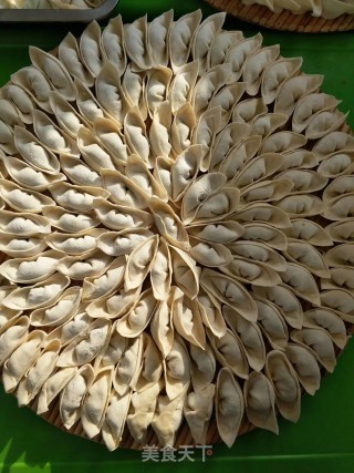 香菇猪肉馅饺子的做法步骤：11
