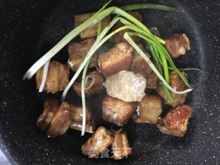 糖醋排骨的做法步骤：4