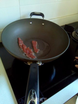 黑胡椒牛肉的做法步骤：2