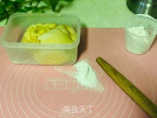 榴、芒果拉丝奶酪饼的做法步骤：1
