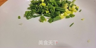 葱香嫩胡豆的做法步骤：3