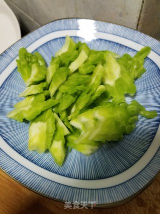 拌苦瓜的做法步骤：3
