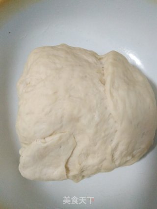 蜜豆花卷的做法步骤：1