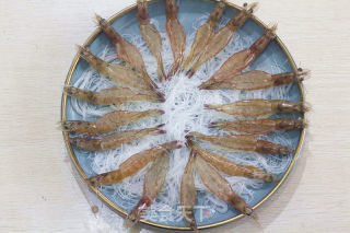 蒜蓉粉丝蒸虾的做法步骤：5