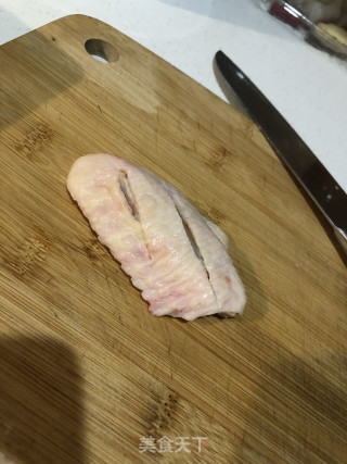 蜜汁鸡翅的做法步骤：2