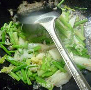 虾皮芹菜炒山药的做法步骤：10