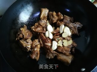 红烧排骨的做法步骤：4