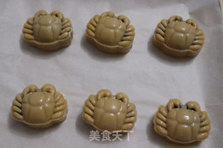 横行霸道的螃蟹月饼的做法步骤：16