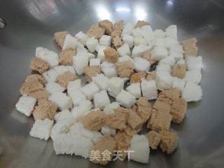 馒头披萨的做法步骤：1