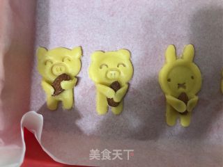 动物抱杏仁饼干的做法步骤：8