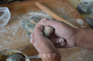 双色水饺的做法步骤：8