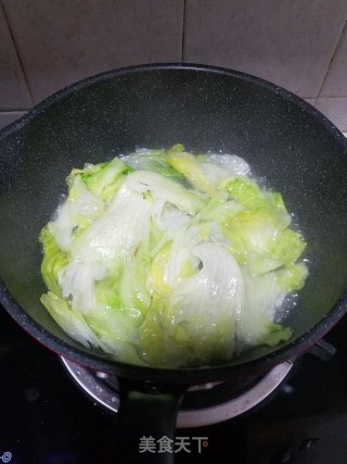 蒜香西生菜的做法步骤：4