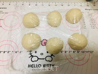 英式麦芬的做法步骤：3