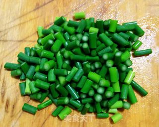 蒜苔辣炒鸡喜鸡胗的做法步骤：5