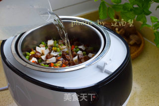 香肠豌豆焖饭的做法步骤：4