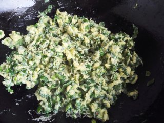 芹菜叶炒鸡蛋的做法步骤：6