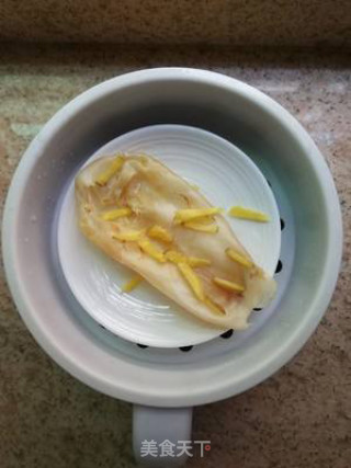 花胶瘦肉汤内附花胶泡发的做法步骤：3