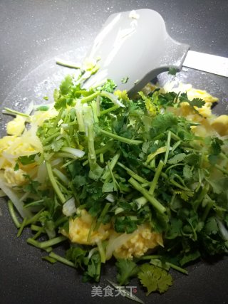 荽香土豆丝炒鸡蛋的做法步骤：11