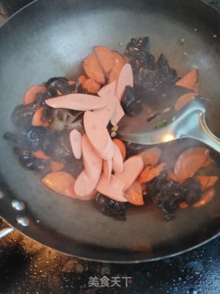 清炒木耳胡萝卜的做法步骤：8