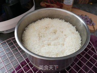 时蔬猪肉盖浇饭的做法步骤：2