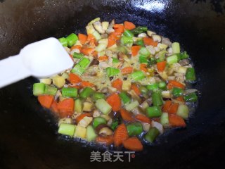 时蔬猪肉盖浇饭的做法步骤：7