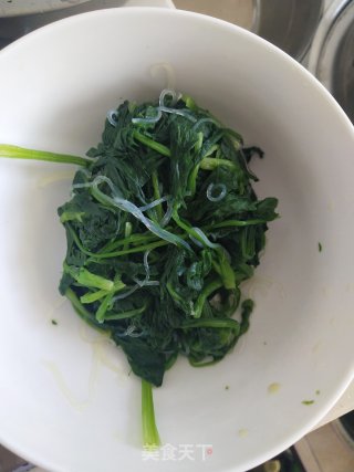 粉丝拌菠菜的做法步骤：3
