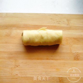 韭菜盒子（煎饼款）的做法步骤：12