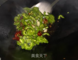 豆豉苦瓜的做法步骤：5