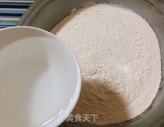 糖果肠饺的做法步骤：2