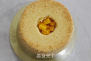 爆浆杨枝甘露蛋糕(6寸）的做法步骤：13