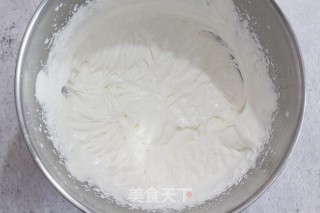 爆浆杨枝甘露蛋糕(6寸）的做法步骤：15