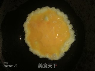 豆芽鸡蛋炒河粉的做法步骤：3