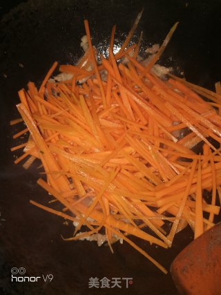 豆芽鸡蛋炒河粉的做法步骤：5