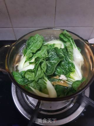 青菜豆腐丸子汤的做法步骤：3