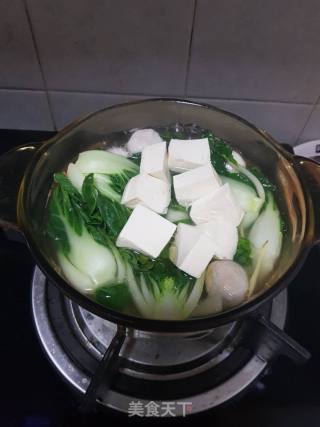 青菜豆腐丸子汤的做法步骤：4