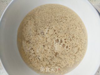 美美哒葱香花卷的做法步骤：2